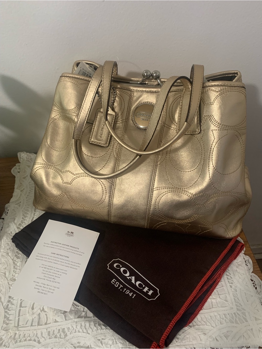 Coach NWT Signature Stitch Kisslock Metallic Gold Handbag Tote Rare Y2K F18879